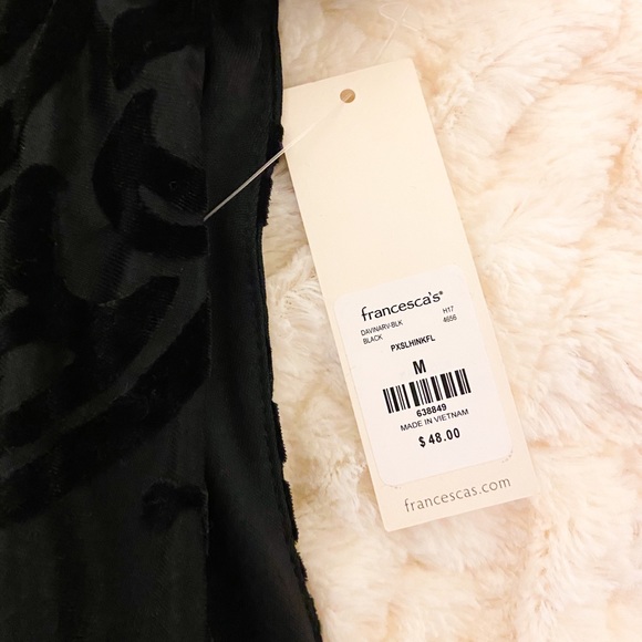 FRANCESCA’S DRESS Size M **NEW WITH TAGS - Picture 3 of 3